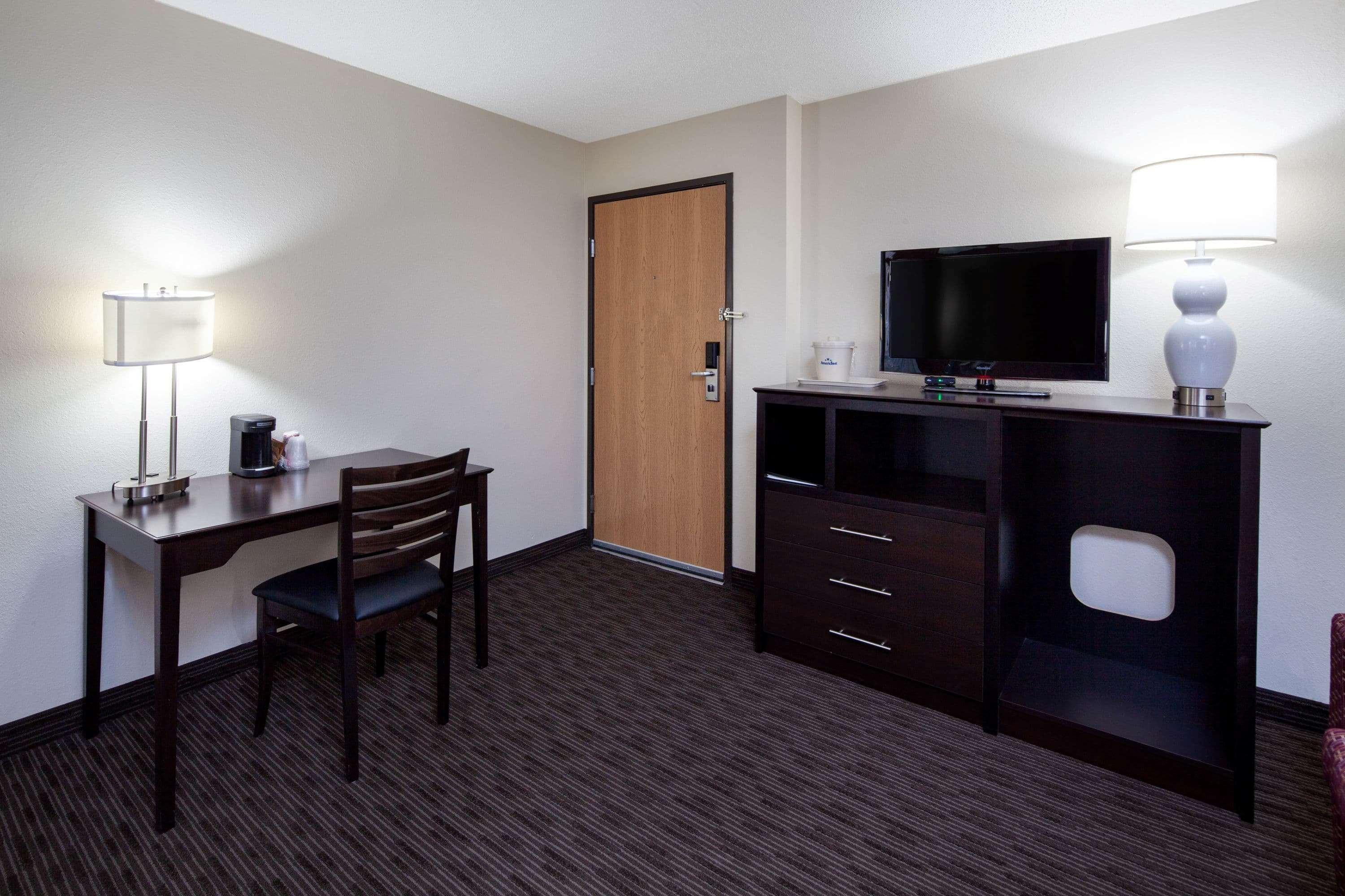 Americinn By Wyndham Northfield Esterno foto