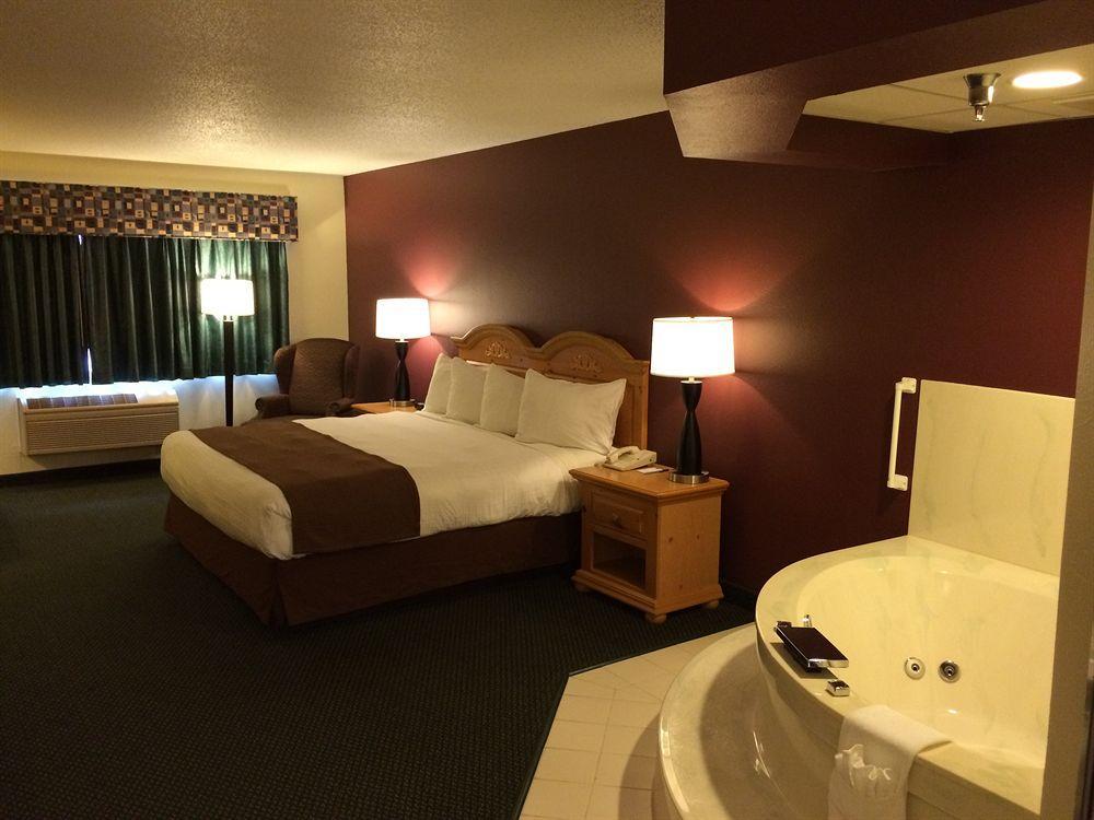 Americinn By Wyndham Northfield Esterno foto